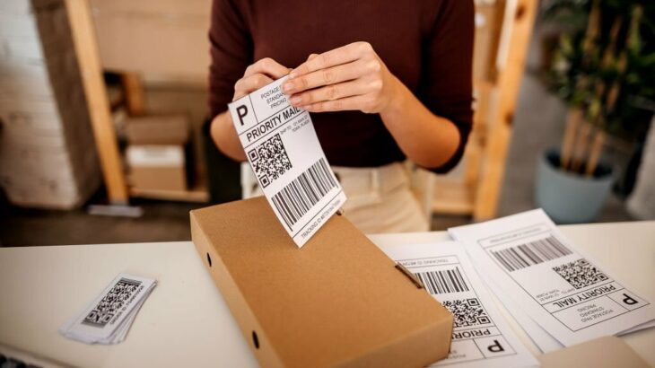 types of logistic labels